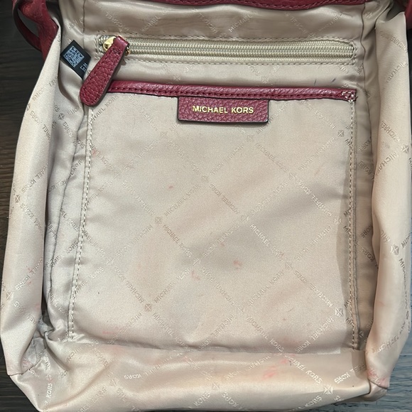 Michael Kors Vic mini backpack - Picture 13 of 14